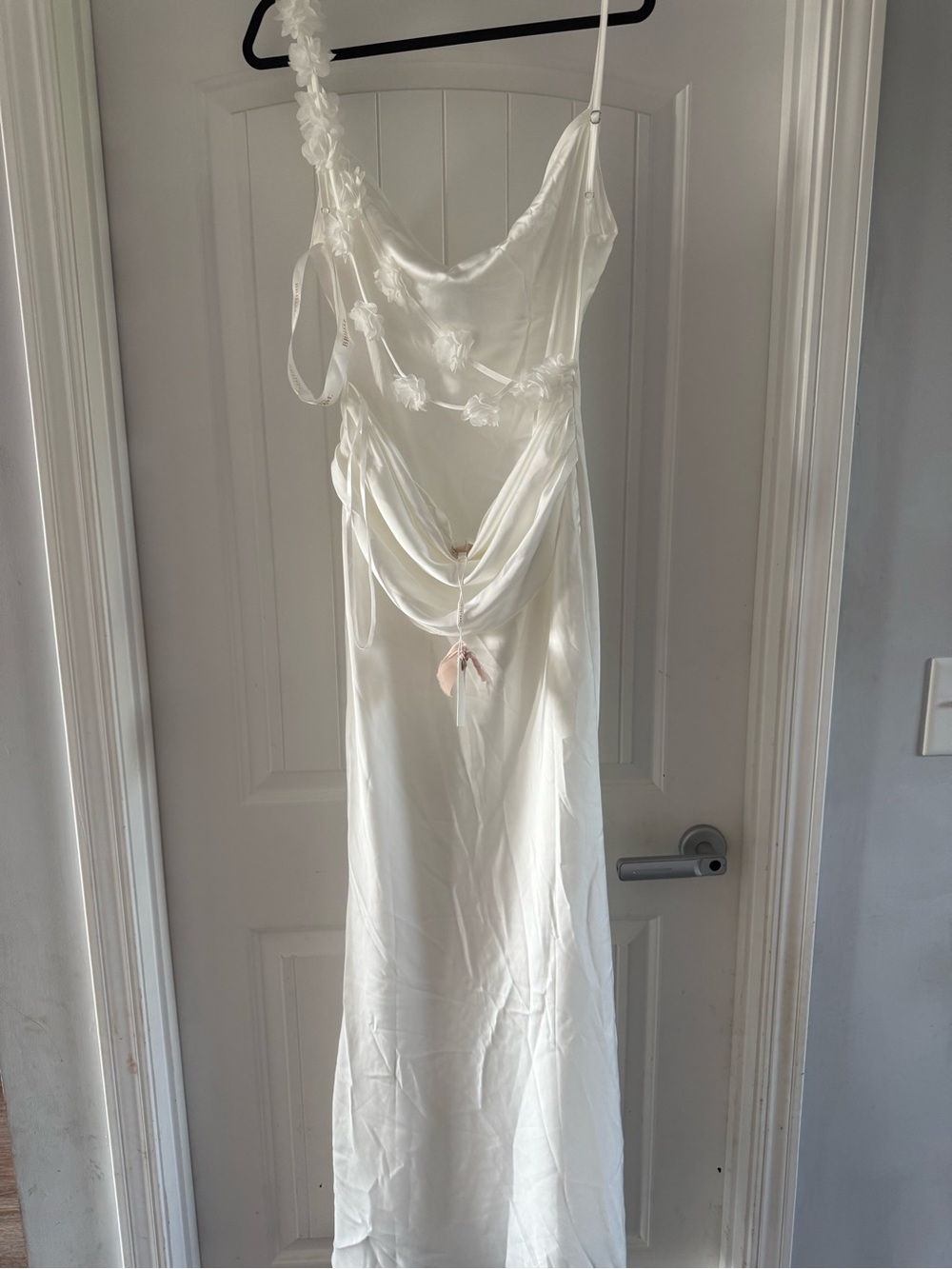 JLUXLABEL
Women's Down The Aisle Satin Gown - Picture 11 of 12